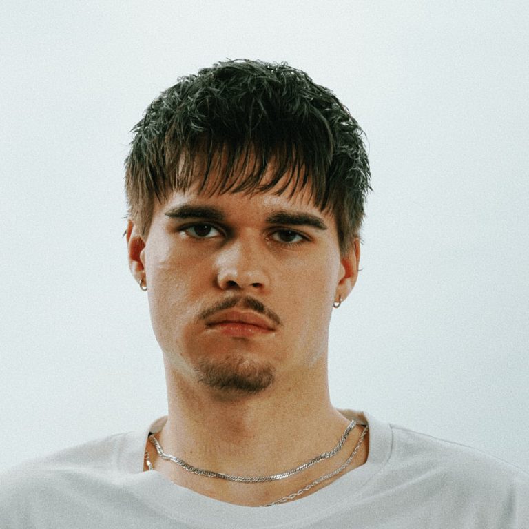 Hubert Mika – Warrior Cut
